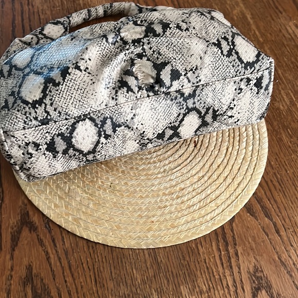 Y2K Animal Print Baguette Hand Bag - Picture 6 of 14